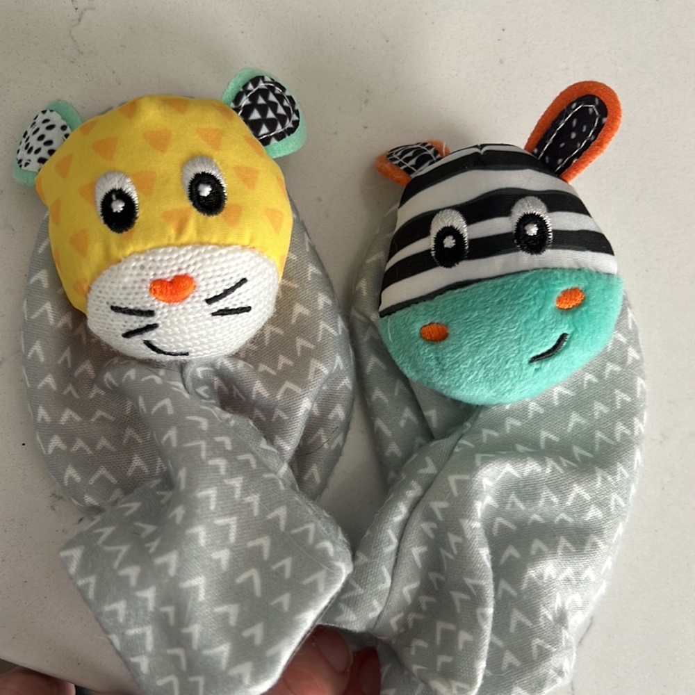 Infantino Sock Bootie Rattle - Picture 5 of 5